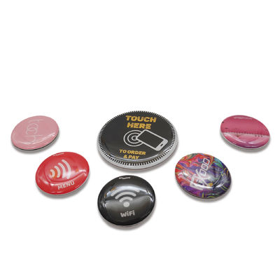 금속 태그 30 밀리미터 에폭시 반대 금속 NFC 태그 위의 PET 기판 RFID