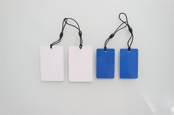 512개 비트 RFID 스티커 라벨 RFID 의류 태그는 거리로 5 미터를 읽어줍니다