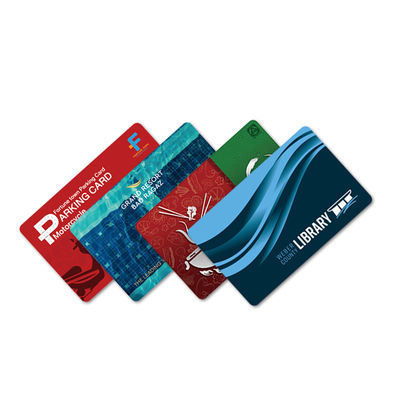 하얀 RFID UHF 카드 수동적 RFID 카드 860-960MHz ISO / 국제전기기술위원회 18000-6C